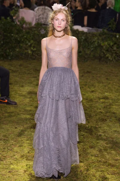 Look 33